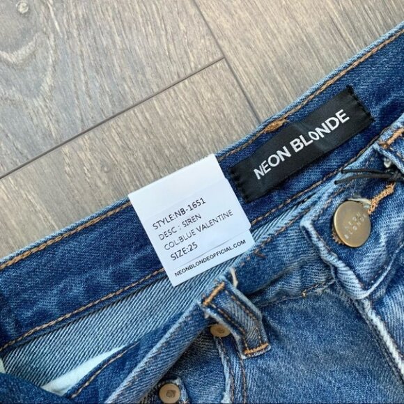 Free People Neon Blonde Jeans Siren High Rise Tapered Straight leg Distressed - Picture 10 of 16